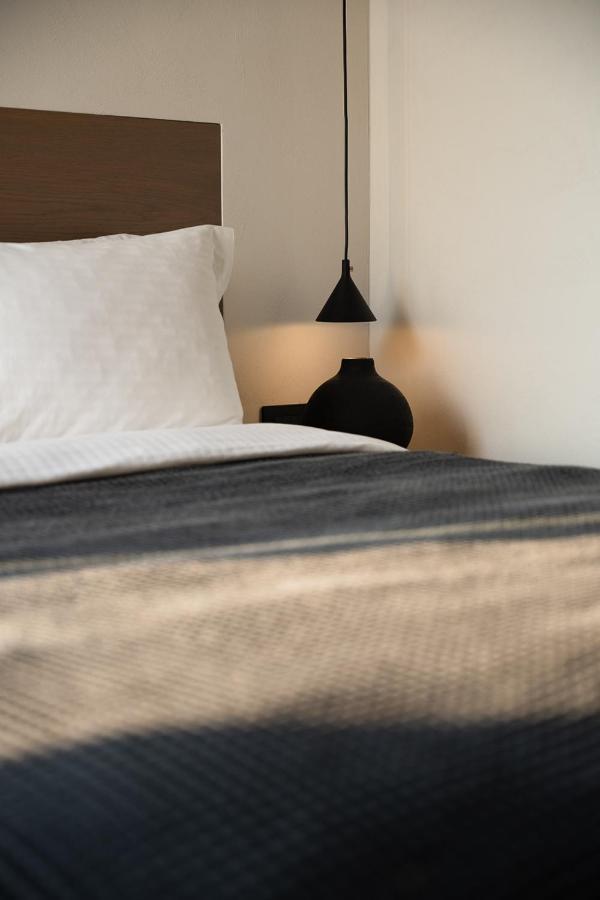 Cubic Mykonos Seafront Design Suites Ornós Eksteriør bilde